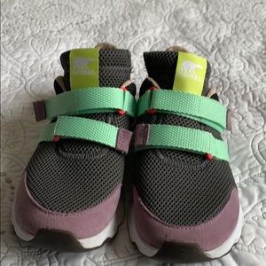 Sorel tennis shoes
